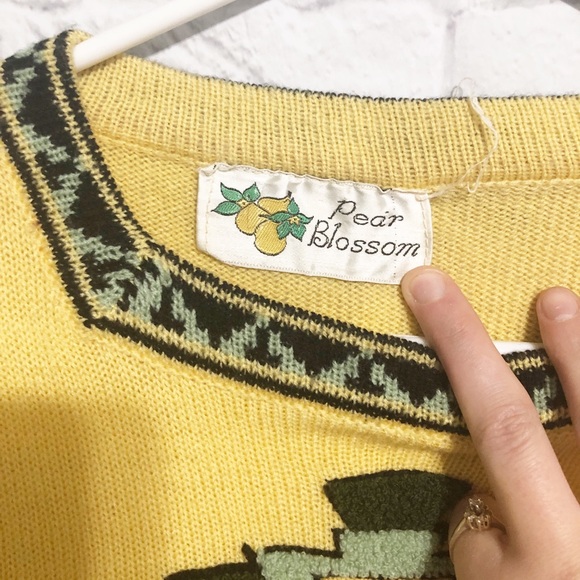 Pear Blossom 3/4 Sleeve Sweater - Picture 2 of 5